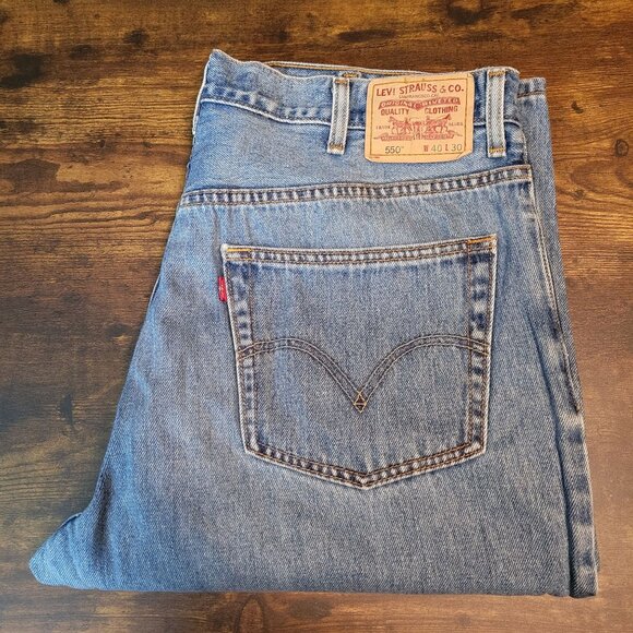 Vtg Levi's Jeans Mens 40x30 Measures 38x30 Relaxed Fit 550 Medium Light Y2K - Picture 3 of 9